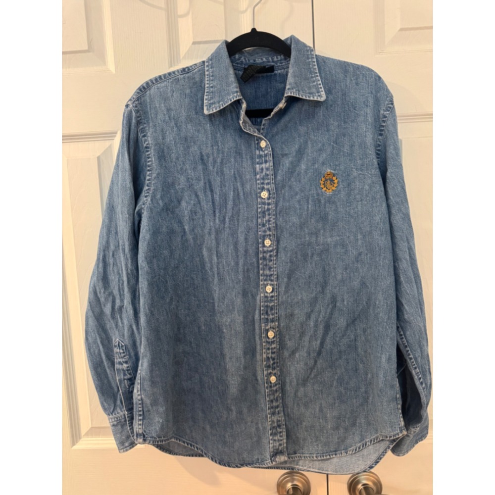 Vintage Lauren Ralph Lauren Denim Button Down Shirt Medium Wash Crest Logo Med